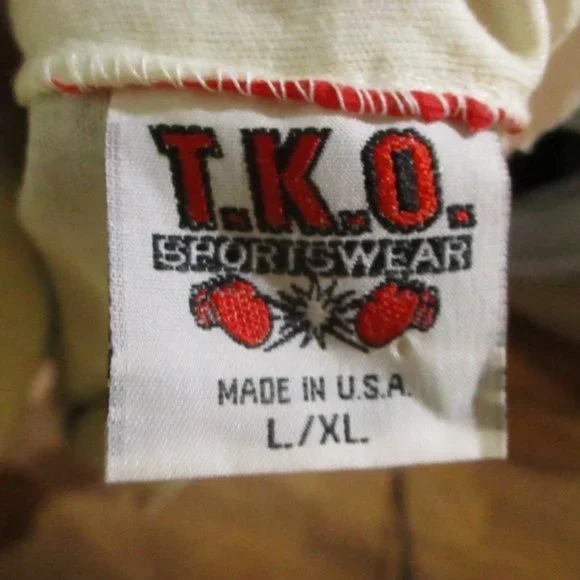 Vintage 90s TKO Sportswear USA Red White Blue Flag Boxer Boxing Button Up Shirt - Picture 4 of 4